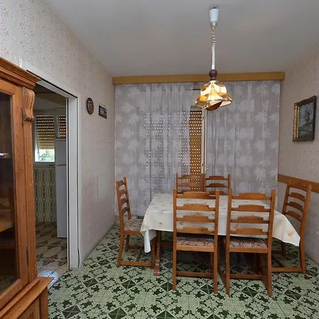 Frane Apartment Brodarica (Sibenik-Knin)