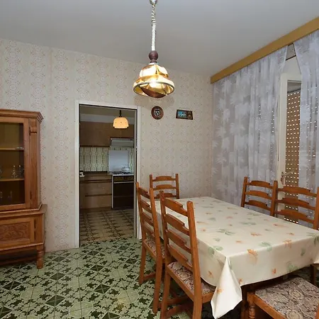 Frane Apartament