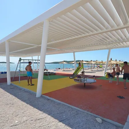 아파트 Frane 브로다리카